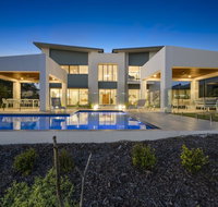 Luxury Canal Front Holiday House - Tourism Caloundra