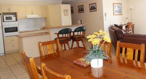 Sylvan Beach Resort - Tourism Caloundra 15