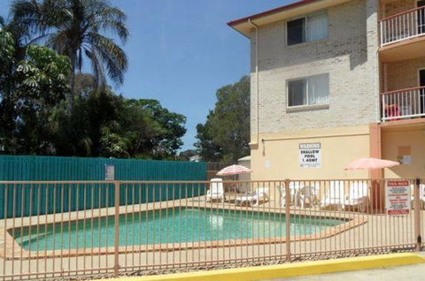 Sylvan Beach Resort - Tourism Caloundra 12