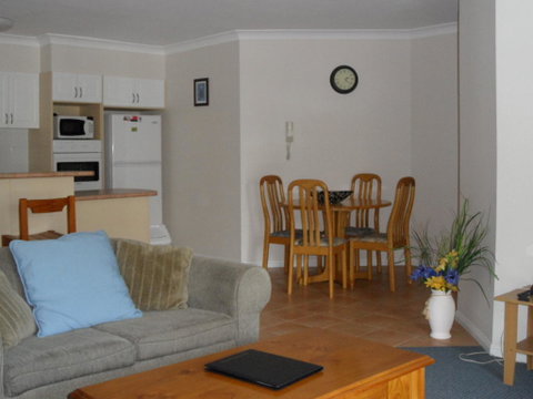 Sylvan Beach Resort - Tourism Caloundra 33
