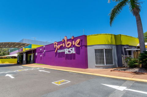 Ground Floor, Family Unit On The Canal With Free WIFI! - Tourism Caloundra 12