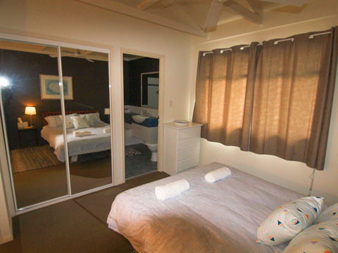 17 Pt Lookout Beach Resort - Tourism Caloundra 16