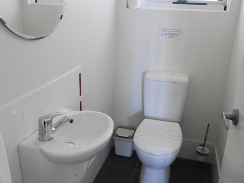 A AAA C-SHACK - Tourism Caloundra 16