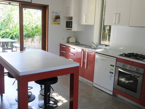 A AAA C-SHACK - Tourism Caloundra 9