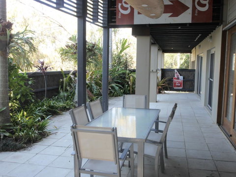 A AAA C-SHACK - Tourism Caloundra 4