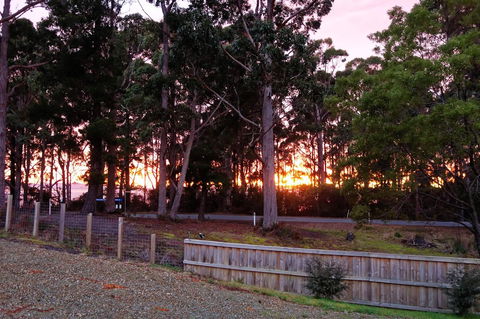 Adventure Bay Holiday Home - Tourism Caloundra 7