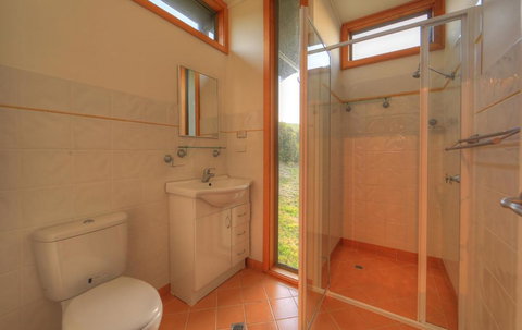 Bruny Island Escapes And Hotel Bruny - Tourism Caloundra 3