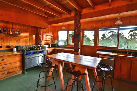 Bruny Island Lodge - Tourism Caloundra 4