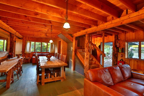 Bruny Island Lodge - Tourism Caloundra 6