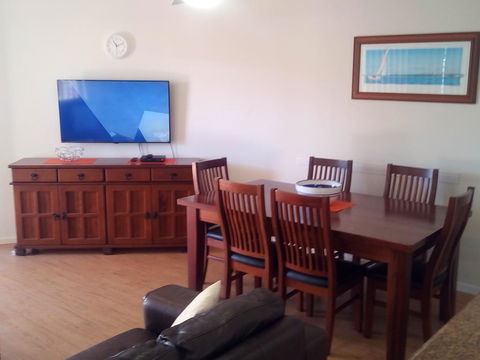 The Apartments Kings Beach Surfside - Tourism Caloundra 2