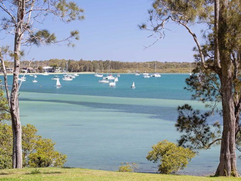 'Corlette Waterfront', 2/44 Danalene Parade - Waterfront Luxury, WIFI, Aircon, Boat Parking - Tourism Caloundra 0