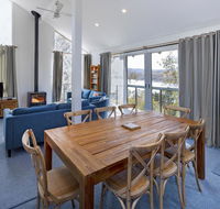 'Matilda' - Spacious  centrally located with great lake views - Tourism Caloundra