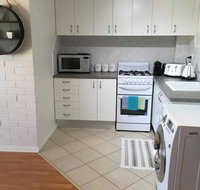 'The Mount' Trendy with City Views - Tourism Caloundra