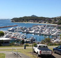1 'Laman Lodge' 15 Laman Street - stunning air conditioned unit with water views and WIFI - Tourism Caloundra