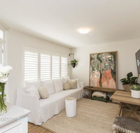 1 Bdrm Manly Beachside Apt With Parking - Tourism Caloundra