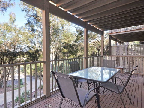 1 Bedroom Executive Villa Located Within Cypress Lakes - Tourism Caloundra 0