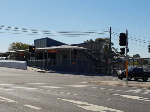 1 Double Quaint Private Room Near Public Bus Transport - SHAREHOUSE - Tourism Caloundra 3