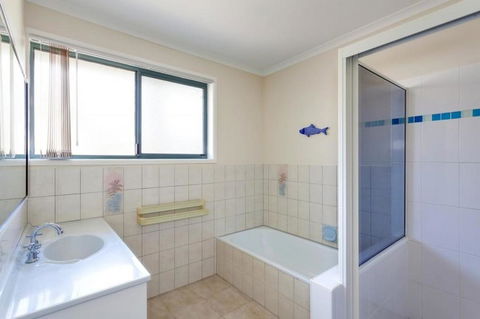 1-33 Tingira Close - Rainbow Beach, Gorgeous Ocean Views, Swimming Pool, Air Conditioning - Tourism Caloundra 1