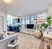 10 Barncleuth Square - Tourism Caloundra