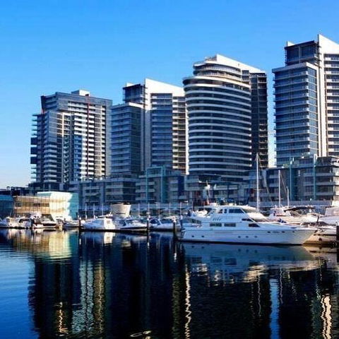 1006PR Docklands 2 Bed Free Wifi # - Tourism Caloundra 3