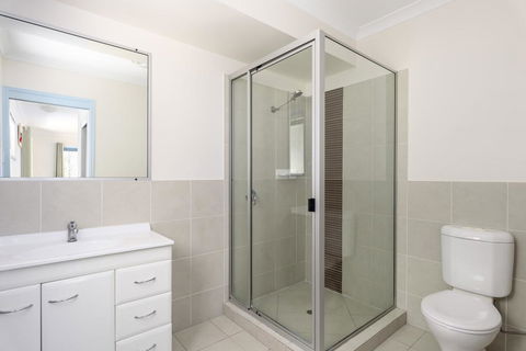 12 Ibis Court - Highset Beach House With Natural Bushland Gardens And Covered Decks - Tourism Caloundra 2