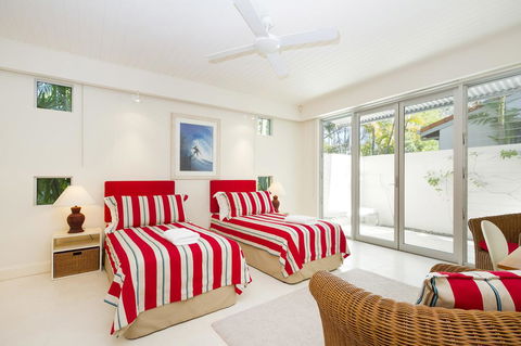 12 Noosa Parade - Tourism Caloundra 3