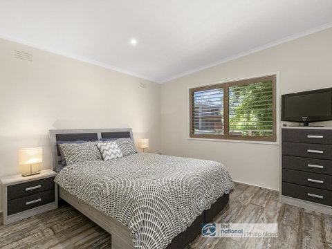 16 McKenzie Road - Tourism Caloundra 1