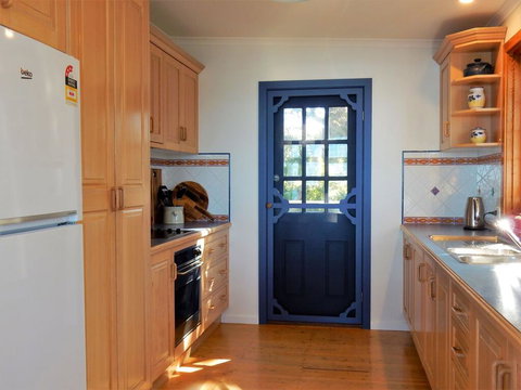 164 Mitchell Pde - Spectacular Views - Tourism Caloundra 3