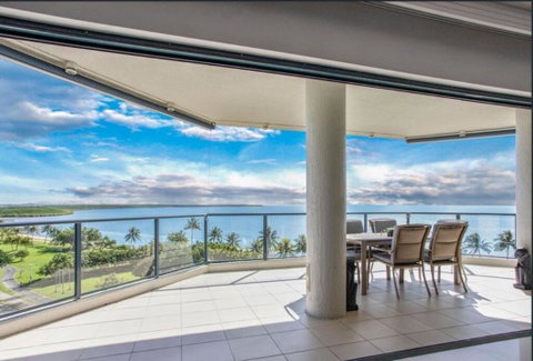 181 The Esplanade - Tourism Caloundra 1