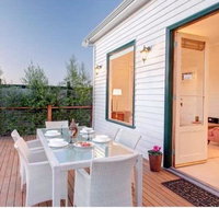 1880s Kananook Boutique Historic Luxury Apartment FSC Private Villa Bairnsdale - Tourism Caloundra