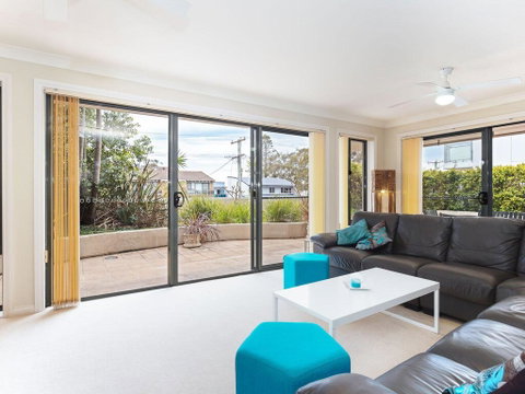 2 'Peninsula Waters' - Three Bedroom Unit With Spacious Private Courtyard & WIFI - Tourism Caloundra 2