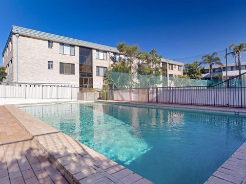 2 'The Dunes', 38 Marine Drive - Pool, Tennis Court And So Close To The Beach - Tourism Caloundra 1