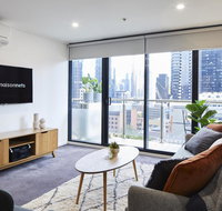 2 Bdrm 2 Bthrm Apt With Parking in Central CBD - Tourism Caloundra