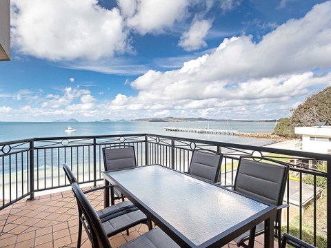 2/137 Soldiers Point Road - Luxury Unit On The Waterfront With Aircon And Free Unlimited Wi Fi - Tourism Caloundra 0