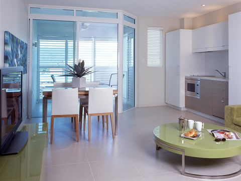 201 Lake Street - Tourism Caloundra 3