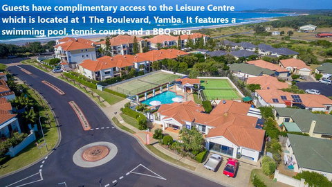 21 Melaleuca Drive - Tourism Caloundra 2