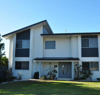 21 Tingira Close - Family home in a quiet street enjoying ocean views - Tourism Caloundra