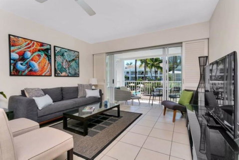 2121 BEACH CLUB - Tourism Caloundra 1