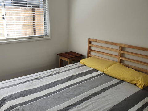 26 Satinwood Drive- Low Set Modern, Sleeps 8 - Tourism Caloundra 3