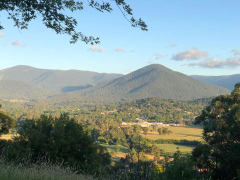 Beauty Of Healesville - Tourism Caloundra 0