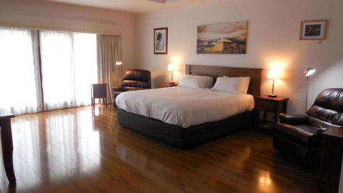 Birdwood Motel - Tourism Caloundra 3