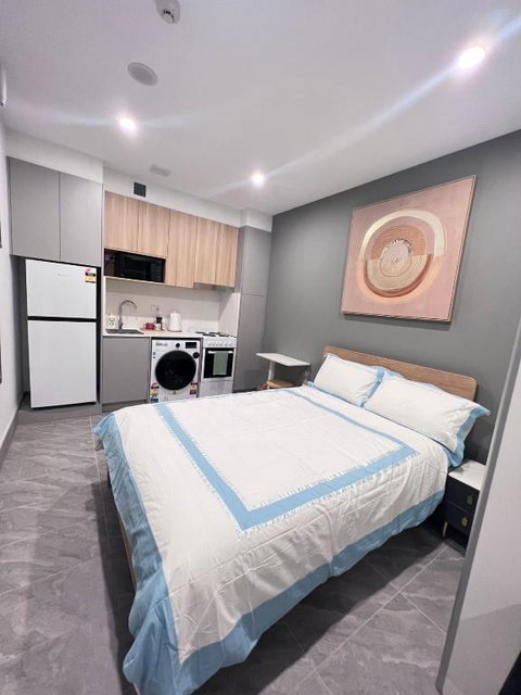 Brand New Furnished Studios - Tourism Caloundra 2