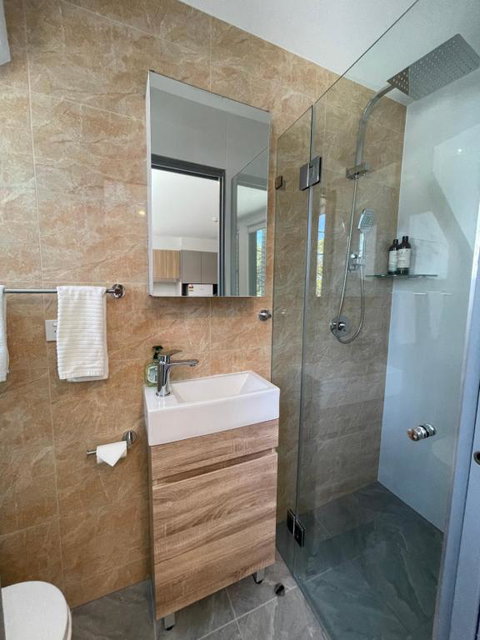 Brand New Furnished Studios - Tourism Caloundra 3