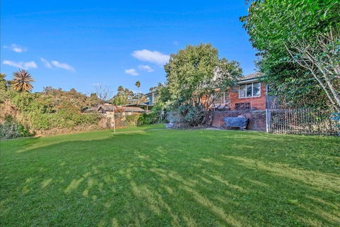 Carlingford Spacious 5BR Home Sleeps 10 - Tourism Caloundra 1
