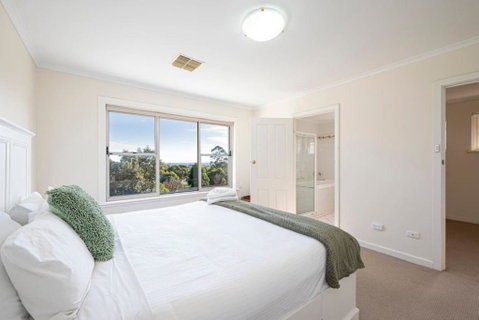 Cityscape Charm - 2BR Home In Wattle Park - Tourism Caloundra 2