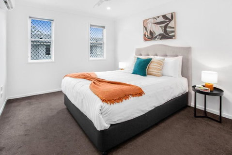 Comfortable 3-Bed Retreat Close Parks - Tourism Caloundra 2