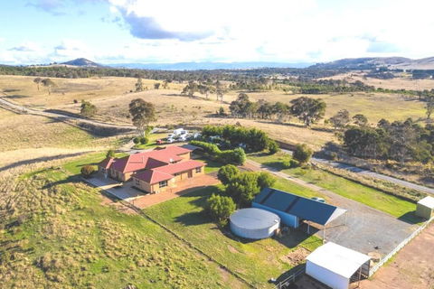 Country Paradise Estate - Tourism Caloundra 0