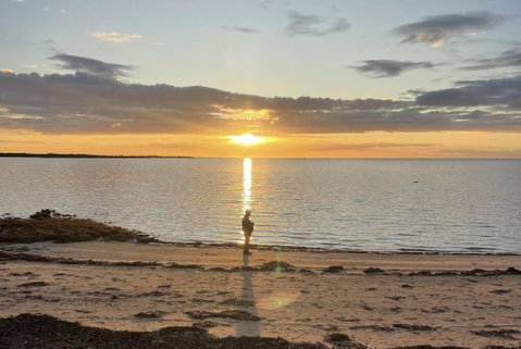 Crab Claw Cottage - Tourism Caloundra 1