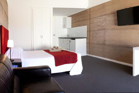 Crossroads Ecomotel - Tourism Caloundra 1