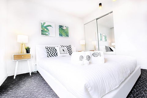 27, Docklands@2BD2BTH, SkyBus&Free Tram&TrainStation - Tourism Caloundra 2